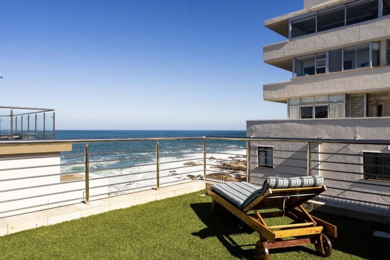 Bantry Beach Luxury Suites Kaapstad Buitenkant foto