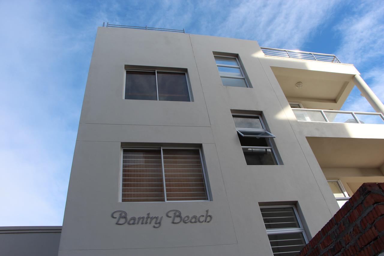 Bantry Beach Luxury Suites Kaapstad Buitenkant foto
