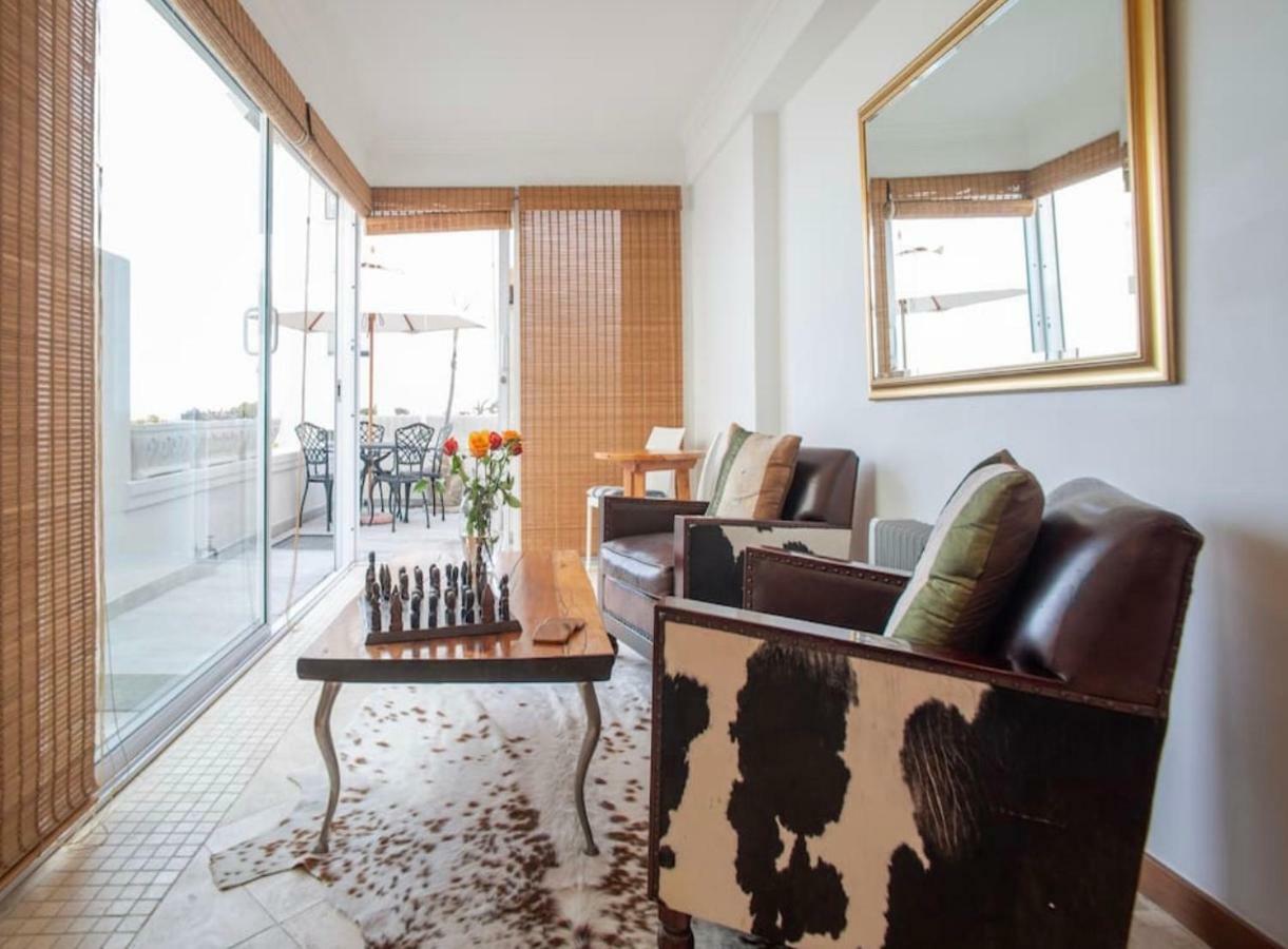 Bantry Beach Luxury Suites Kaapstad Buitenkant foto