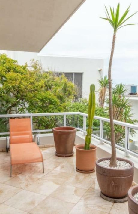 Bantry Beach Luxury Suites Kaapstad Buitenkant foto