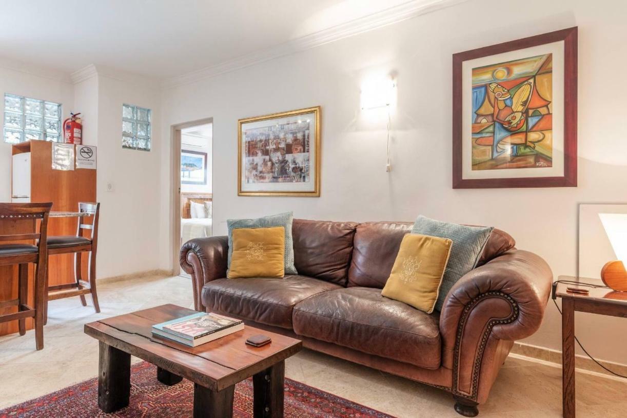 Bantry Beach Luxury Suites Kaapstad Buitenkant foto